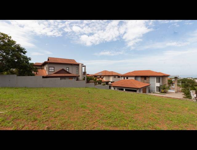 1,075M² VACANT LAND FOR SALE IN IZINGA